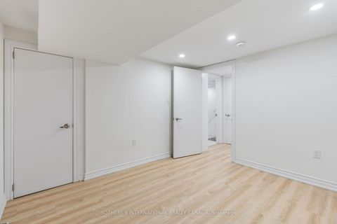 Photo 30 at 38 Vauxhall Drive, Dorset Park, Toronto