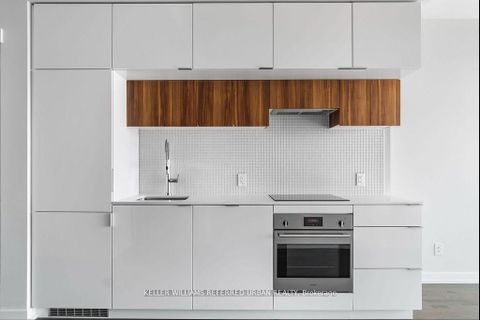 Photo 9 at 3408 - 185 Roehampton Avenue, Mount Pleasant West, Toronto