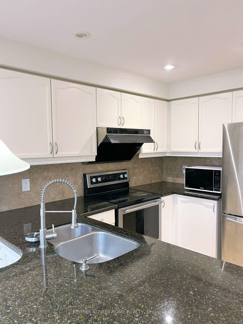 Photo 4 at 1554 Parish Lane, GA Glen Abbey, Oakville