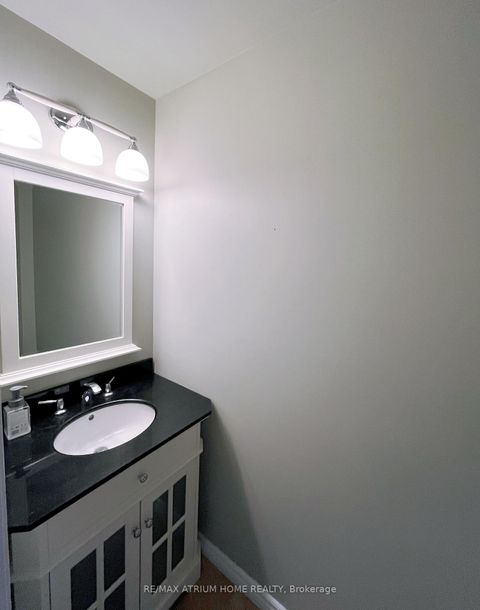 Photo 8 at 1554 Parish Lane, GA Glen Abbey, Oakville