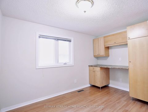 Photo 13 at 1554 Parish Lane, GA Glen Abbey, Oakville