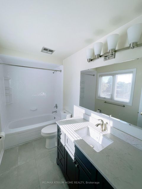 Photo 14 at 1554 Parish Lane, GA Glen Abbey, Oakville