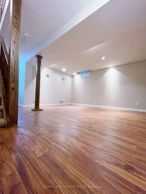 Photo 16 at 1554 Parish Lane, GA Glen Abbey, Oakville