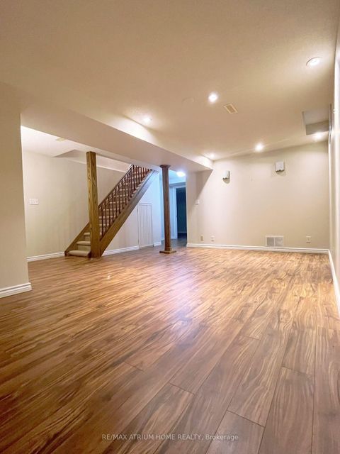 Photo 17 at 1554 Parish Lane, GA Glen Abbey, Oakville