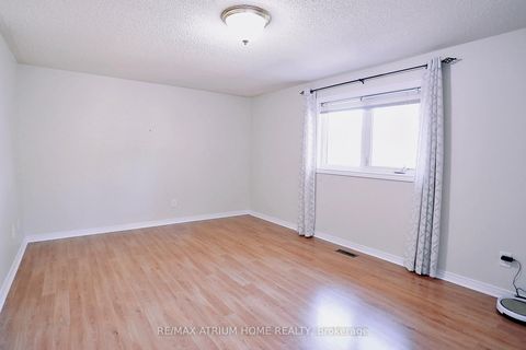 Photo 22 at 1554 Parish Lane, GA Glen Abbey, Oakville