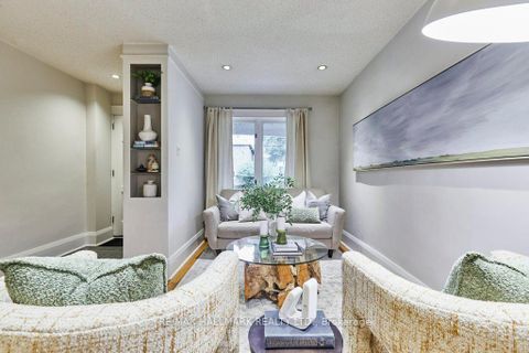Photo 3 at 437 Davisville Avenue, Mount Pleasant East, Toronto