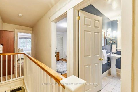 Photo 11 at 437 Davisville Avenue, Mount Pleasant East, Toronto