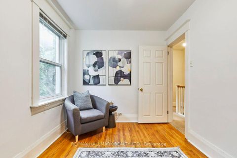 Photo 18 at 437 Davisville Avenue, Mount Pleasant East, Toronto