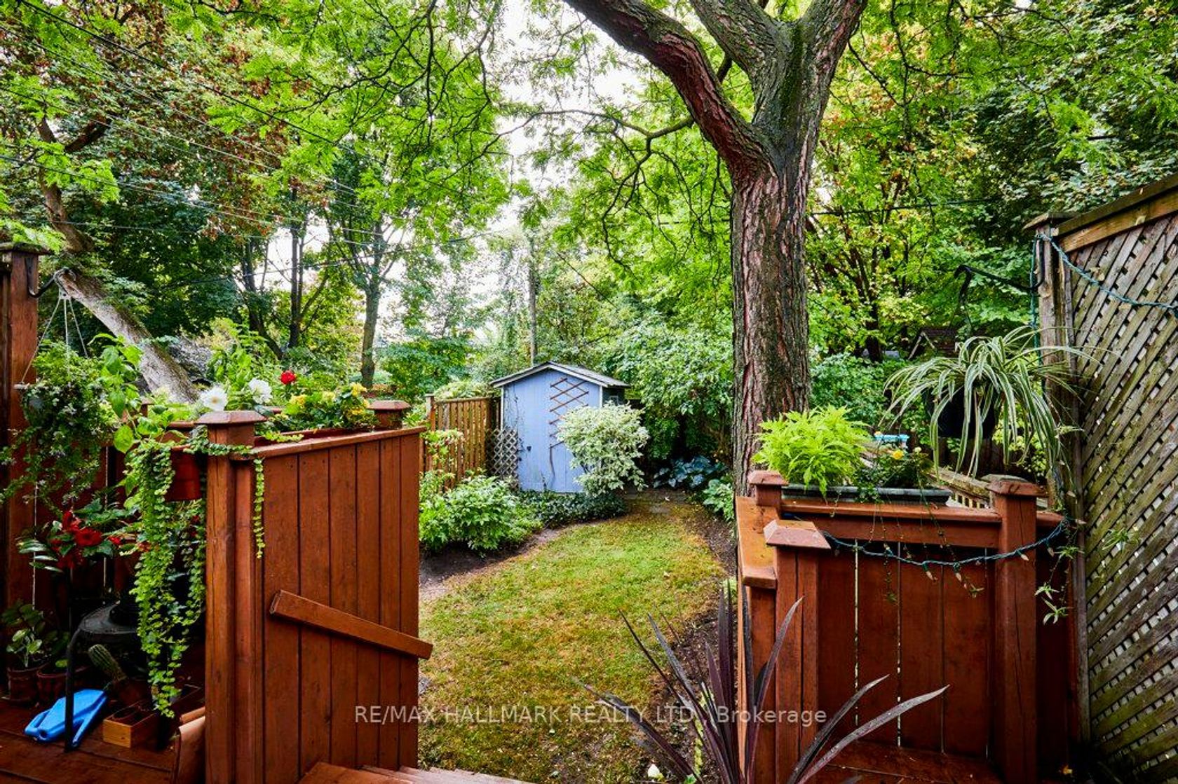 Photo 27 at 437 Davisville Avenue, Mount Pleasant East, Toronto Photo 27 at 437 Davisville Avenue, Mount Pleasant East, Toronto