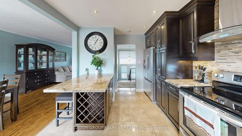 Photo 8 at 29 Fallowfield Road, Kipling, Toronto