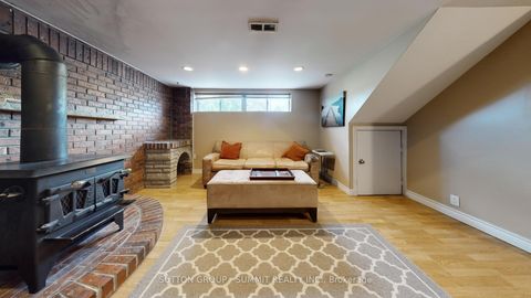 Photo 17 at 29 Fallowfield Road, Kipling, Toronto