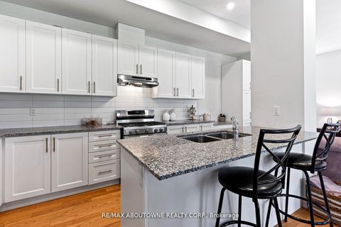 Photo 14 at 3470 Clayton Trail, GO Glenorchy, Oakville