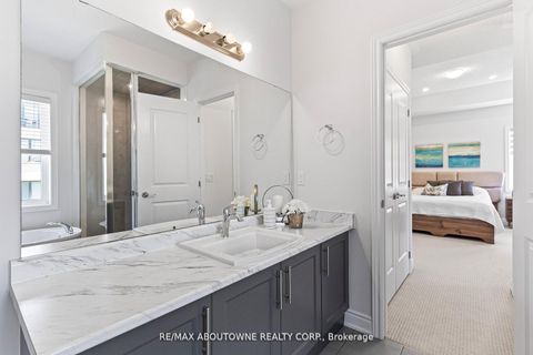 Photo 26 at 3470 Clayton Trail, GO Glenorchy, Oakville