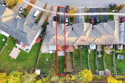 Photo 33 at 126 Conn Smythe Drive, Scarborough Village, Toronto