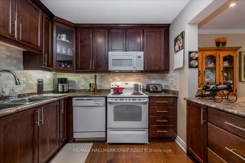 Photo 5 at 7 - 90 Sovereigns Gate, Shore, Barrie
