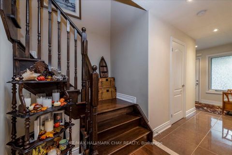 Photo 11 at 7 - 90 Sovereigns Gate, Shore, Barrie