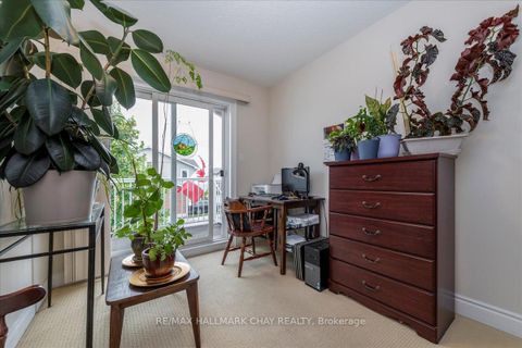Photo 16 at 7 - 90 Sovereigns Gate, Shore, Barrie