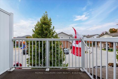 Photo 17 at 7 - 90 Sovereigns Gate, Shore, Barrie