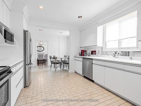 Photo 15 at 2 Silverwood Avenue, Forest Hill South, Toronto