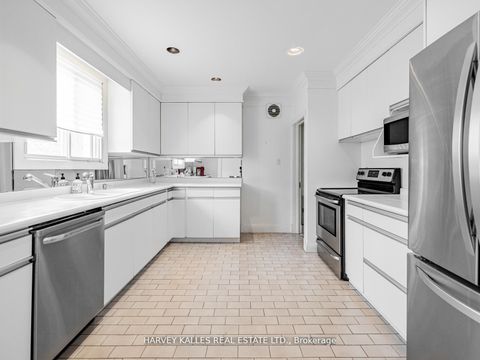 Photo 19 at 2 Silverwood Avenue, Forest Hill South, Toronto