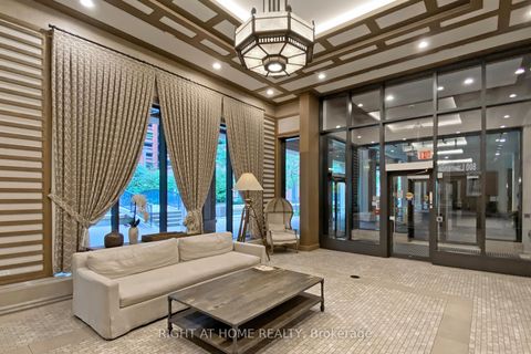 Photo 6 at 1122 - 800 Lawrence Avenue W, Glen Park, Toronto