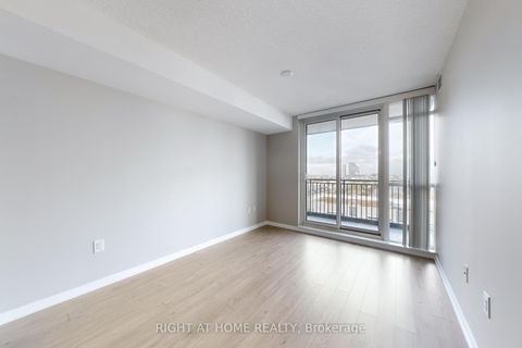 Photo 11 at 1122 - 800 Lawrence Avenue W, Glen Park, Toronto
