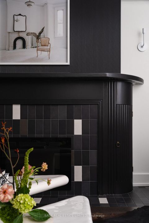 Photo 6 at 276 Oakwood Avenue, Oakwood Village, Toronto