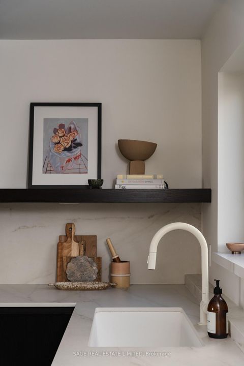 Photo 14 at 276 Oakwood Avenue, Oakwood Village, Toronto