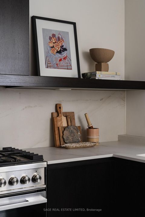 Photo 15 at 276 Oakwood Avenue, Oakwood Village, Toronto