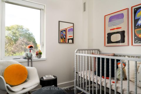 Photo 33 at 276 Oakwood Avenue, Oakwood Village, Toronto
