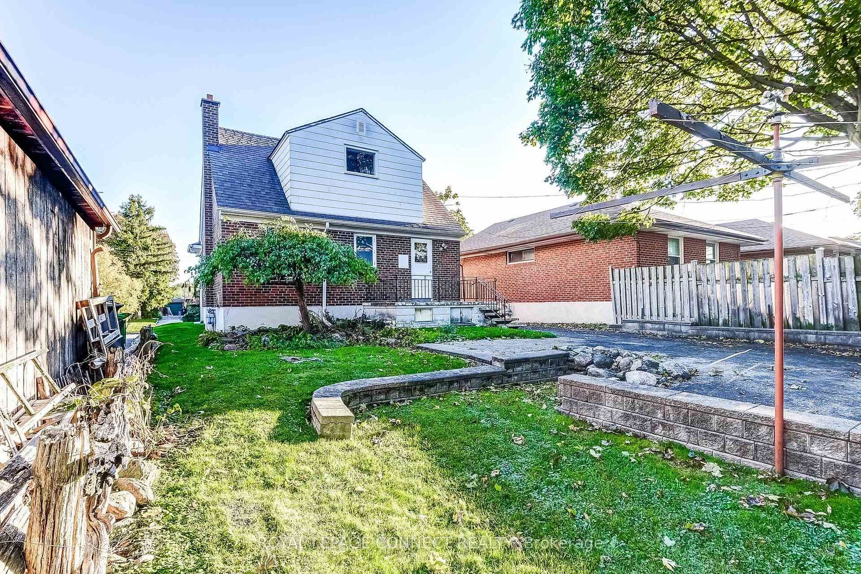 Photo 18 at 11 Waringstown Drive, Maryvale, Toronto Photo 18 at 11 Waringstown Drive, Maryvale, Toronto