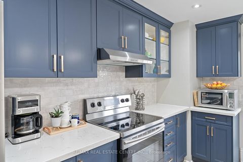 Photo 14 at 35 Miller Street, Pellam Park, Toronto
