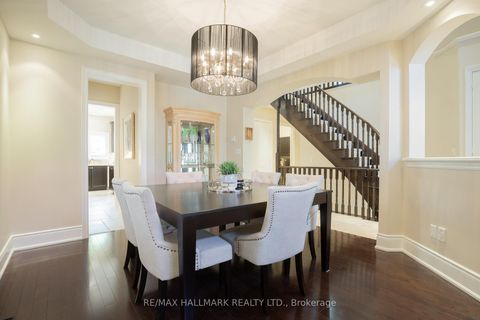 Photo 6 at 134 Kane Crescent, Bayview Northeast, Aurora