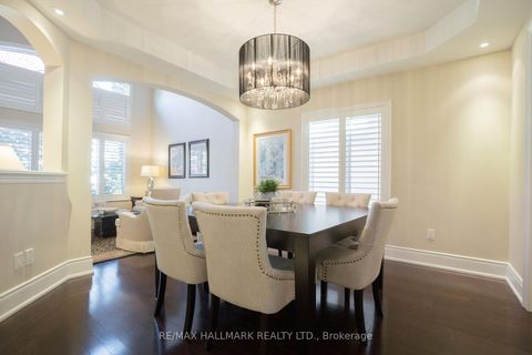 Photo 7 at 134 Kane Crescent, Bayview Northeast, Aurora