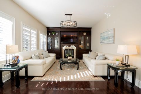 Photo 11 at 134 Kane Crescent, Bayview Northeast, Aurora