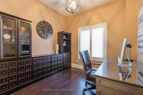 Photo 14 at 134 Kane Crescent, Bayview Northeast, Aurora