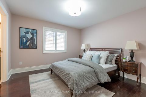 Photo 24 at 134 Kane Crescent, Bayview Northeast, Aurora