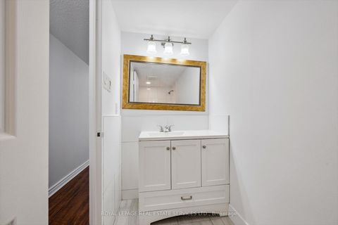 Photo 20 at 703 - 55 Centre Avenue, Bay Street Corridor, Toronto Photo 20 at 703 - 55 Centre Avenue, Bay Street Corridor, Toronto