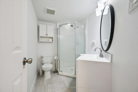 Photo 24 at 703 - 55 Centre Avenue, Bay Street Corridor, Toronto