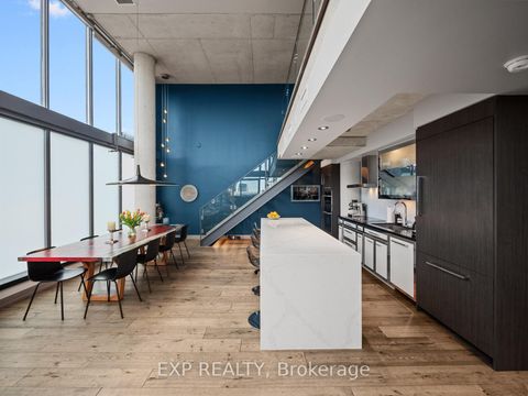 Photo 13 at Ph1 - 533 Richmond Street W, Waterfront Communities C1, Toronto