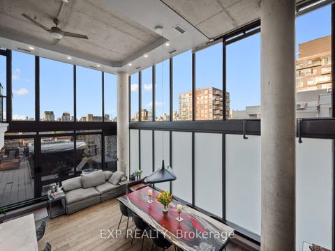 Photo 17 at Ph1 - 533 Richmond Street W, Waterfront Communities C1, Toronto