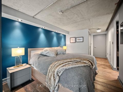Photo 22 at Ph1 - 533 Richmond Street W, Waterfront Communities C1, Toronto