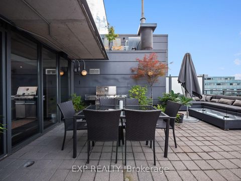 Photo 30 at Ph1 - 533 Richmond Street W, Waterfront Communities C1, Toronto