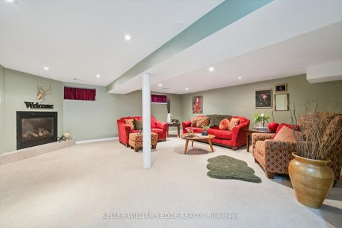 Photo 25 at 202 Alderbrae Avenue, Alderwood, Toronto