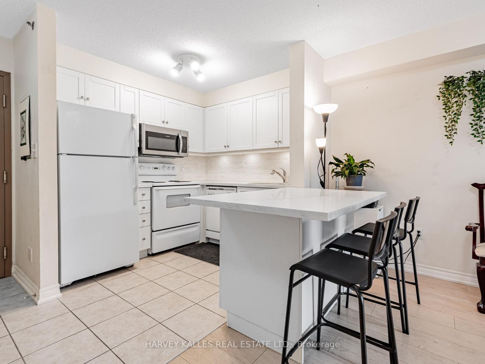 Photo 6 at 430 - 5225 Finch Avenue E, Agincourt North, Toronto Photo 6 at 430 - 5225 Finch Avenue E, Agincourt North, Toronto