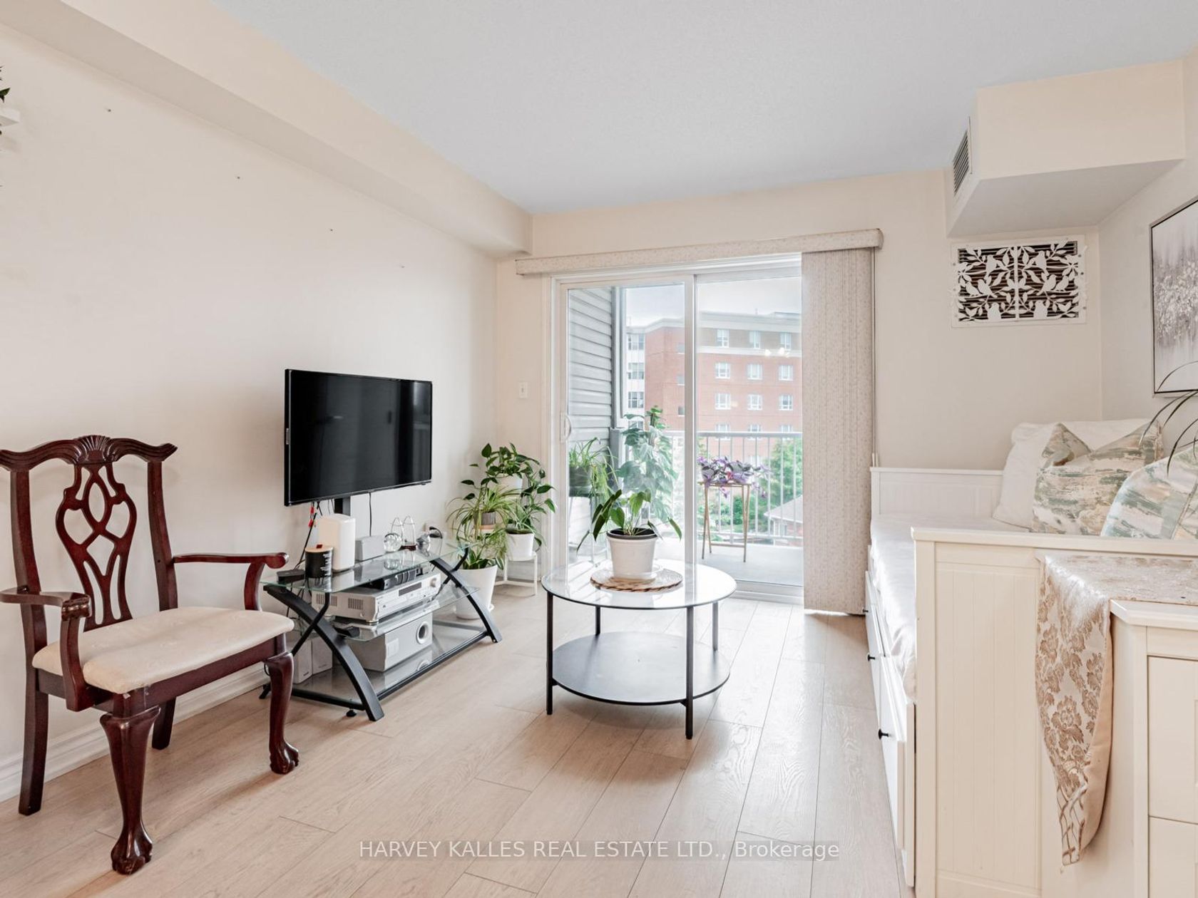 Photo 9 at 430 - 5225 Finch Avenue E, Agincourt North, Toronto Photo 9 at 430 - 5225 Finch Avenue E, Agincourt North, Toronto