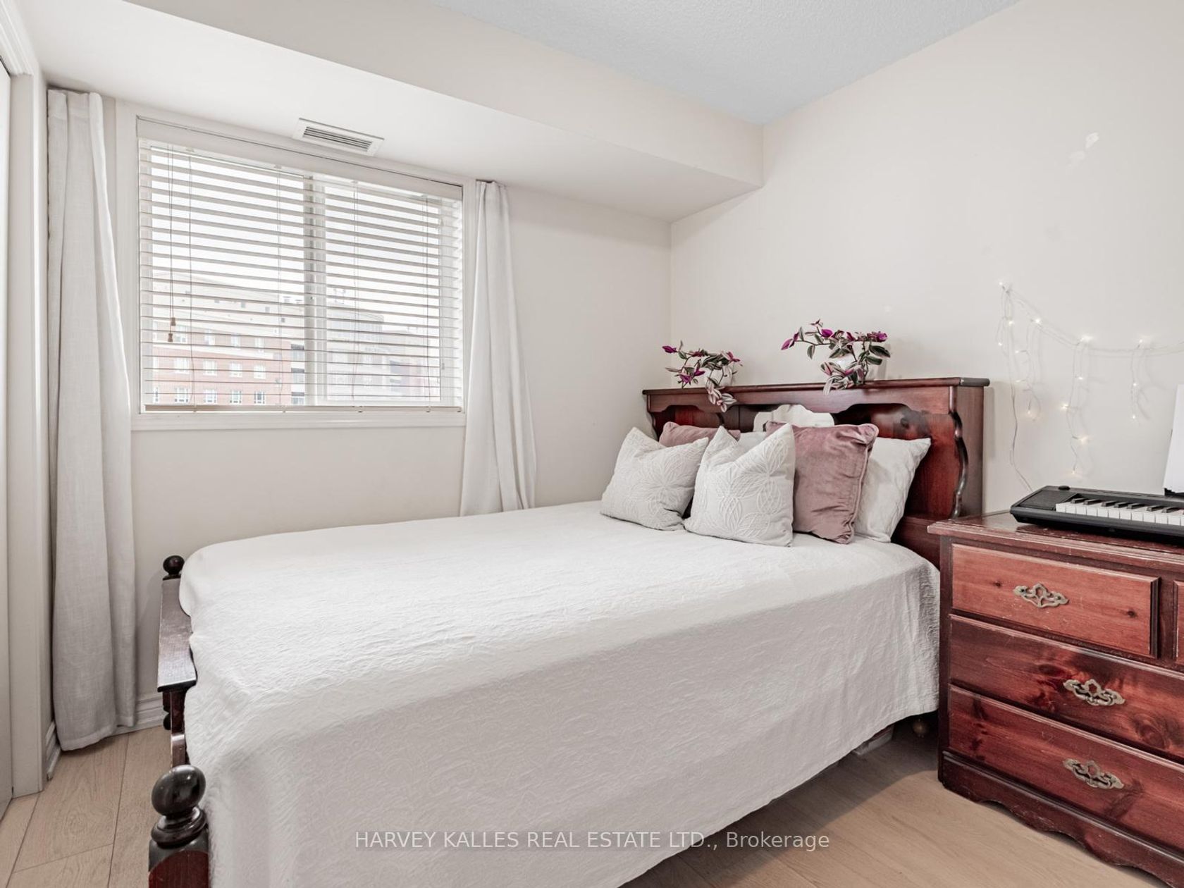 Photo 20 at 430 - 5225 Finch Avenue E, Agincourt North, Toronto Photo 20 at 430 - 5225 Finch Avenue E, Agincourt North, Toronto