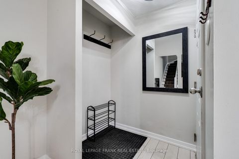 Photo 2 at 121 - 70 Douro Street, Niagara, Toronto