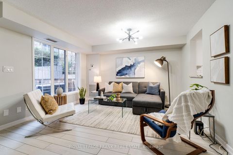 Photo 5 at 121 - 70 Douro Street, Niagara, Toronto