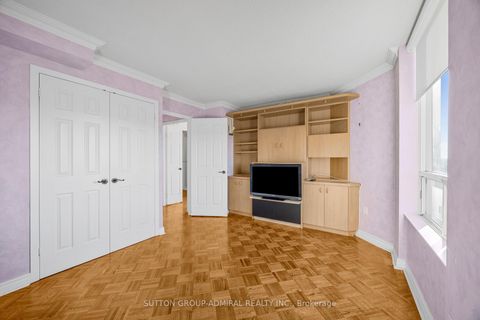Photo 13 at 1402 - 343 Clark Avenue W, Yorkhill, Vaughan